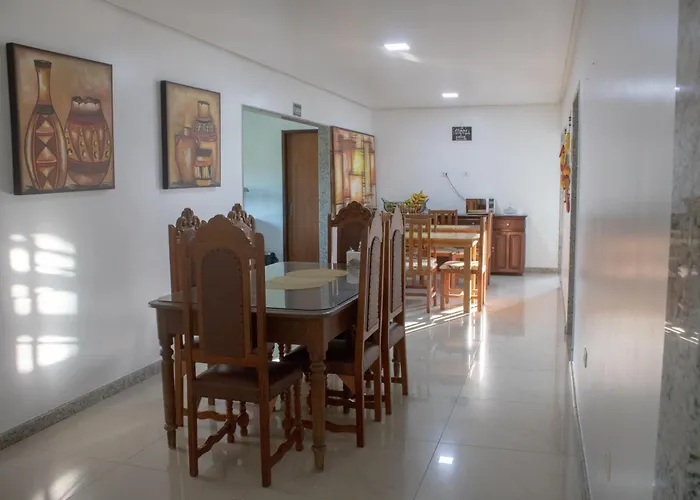 Bara\'S Hotel