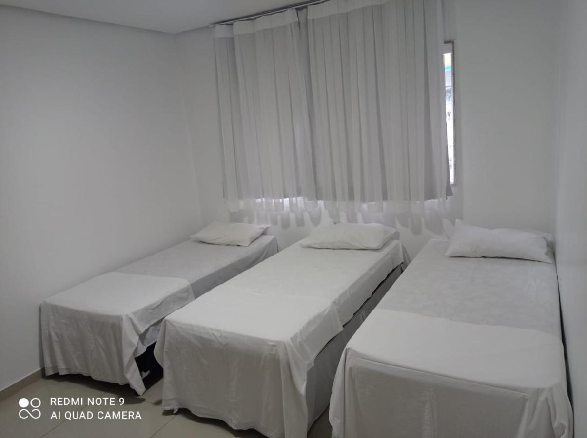 Bara's Hotel *